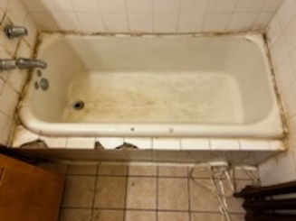 bathtub before reglazing