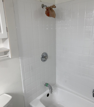 Tile Surround Refinishing service in Kansas